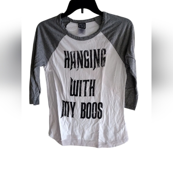 MODERNLUX "HANGING WITH MY BOOS" Top Quarter Sleeve - Picture 1 of 3